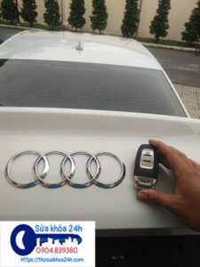 Làm chìa khóa xe Audi