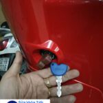 Làm chìa khóa xe vespa