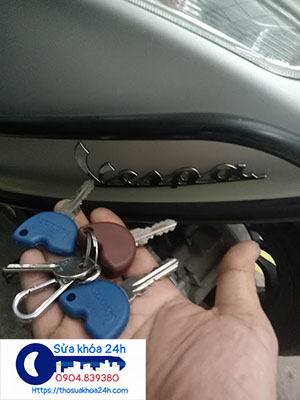 Sao chép thêm chìa khóa xe Vespa