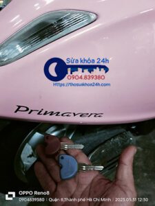 Làm chìa khóa từ xe Piaggio